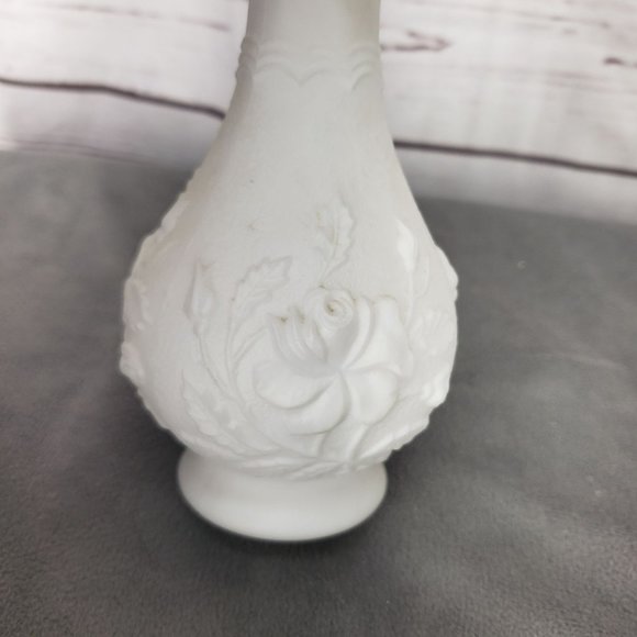 Vintage Imperial Glass Milk Rose Bud Vase Imperial Glass 1960s/1970s Imperial Gl - Picture 5 of 10